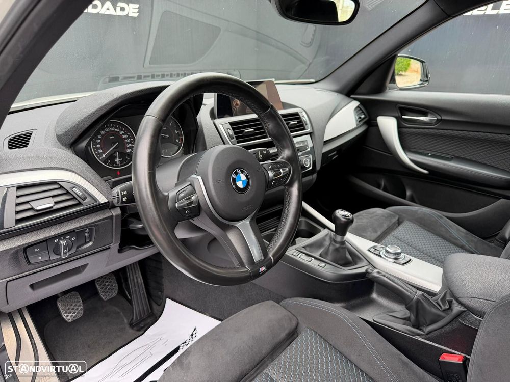 BMW 116 d Pack M - 15