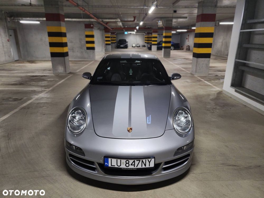 Porsche 911 Carrera S - 35