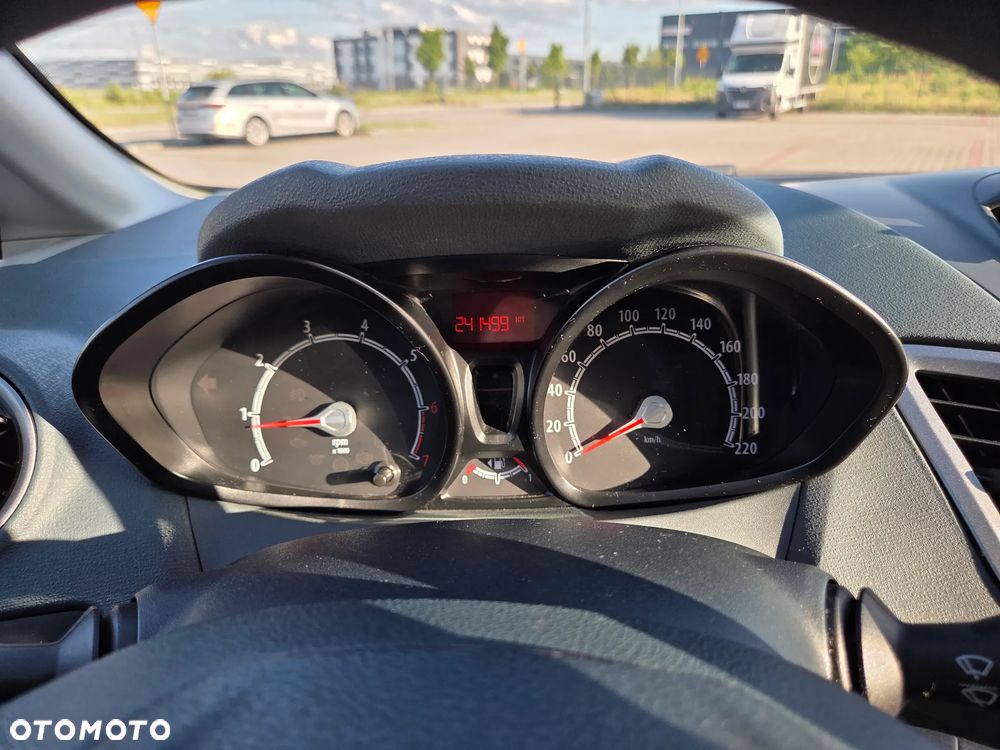 Ford Fiesta - 14