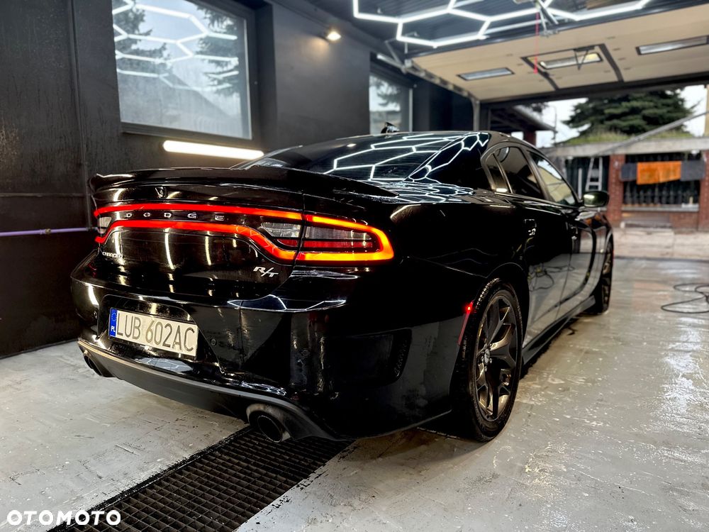 Dodge Charger 5.7 R/T - 4