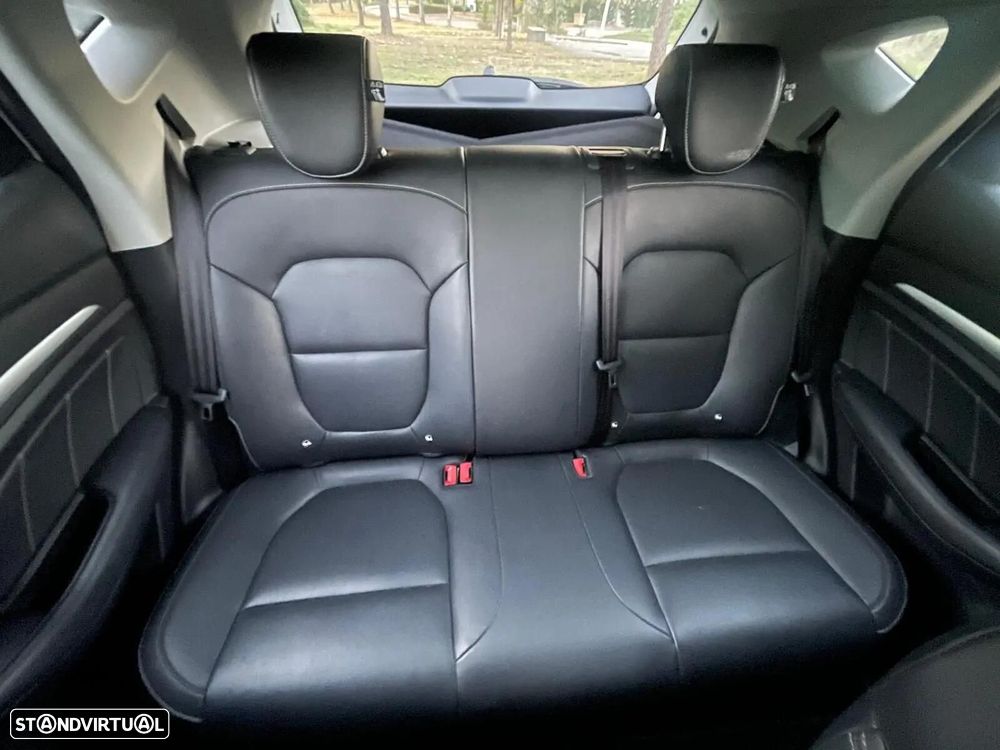 MG ZS Luxury - 35