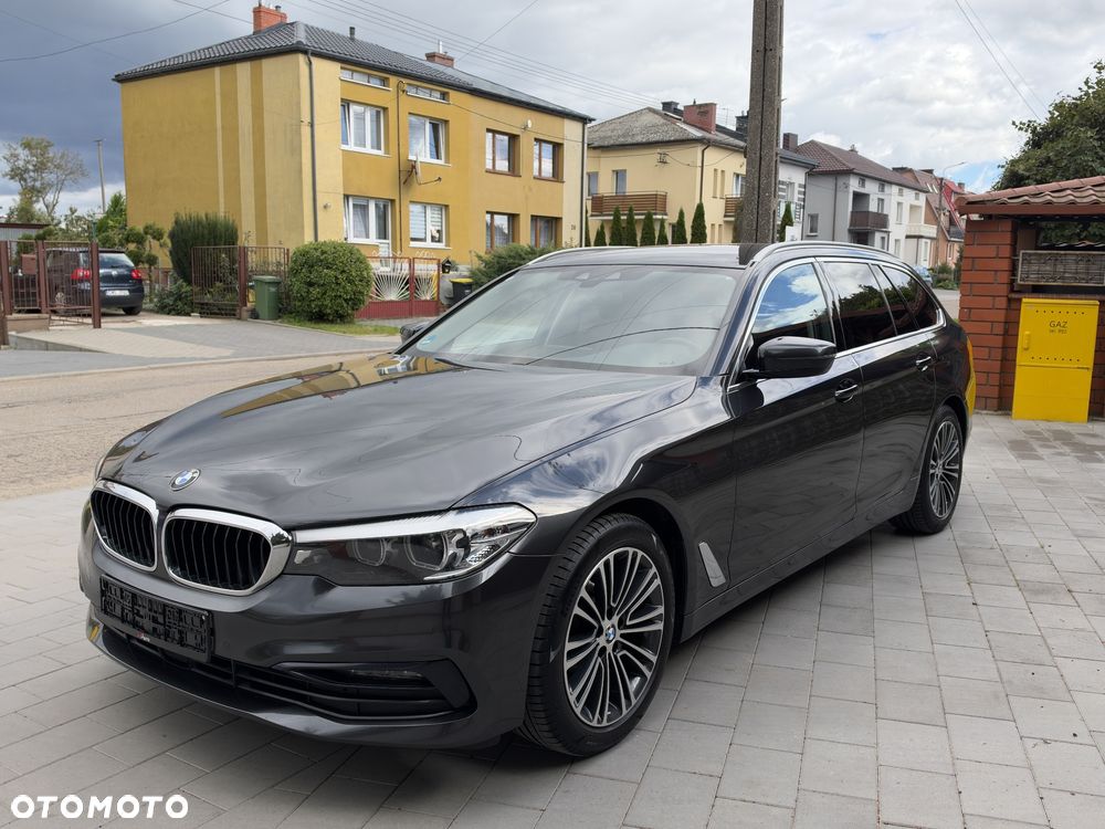 BMW Seria 5 2018 photo 4