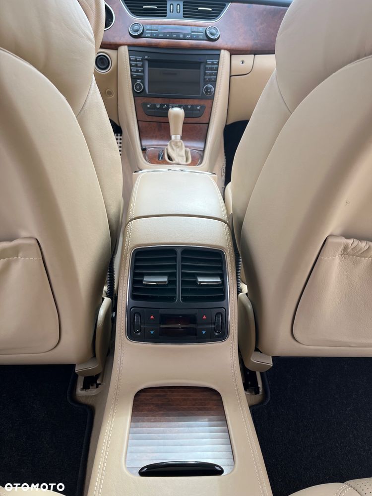 Mercedes-Benz CLS 63 AMG 7G-TRONIC - 19