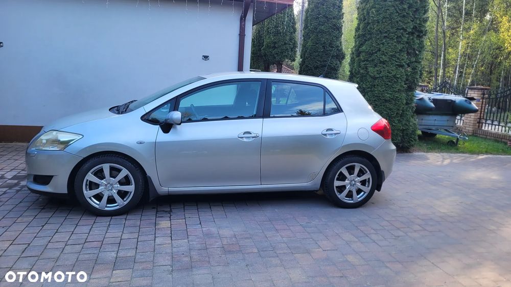 Toyota Auris 2.0 D-4D Edition - 3