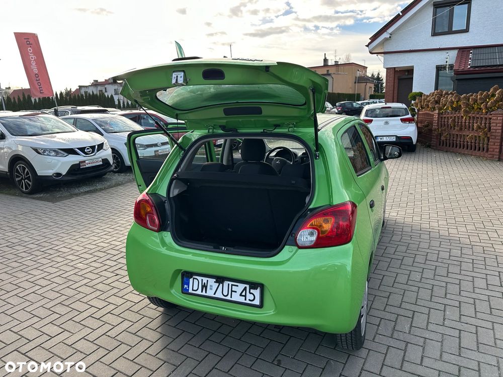 Mitsubishi Space Star - 25