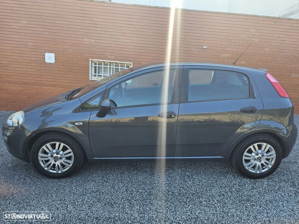 Fiat Punto 1.2 Lounge S&S - 3