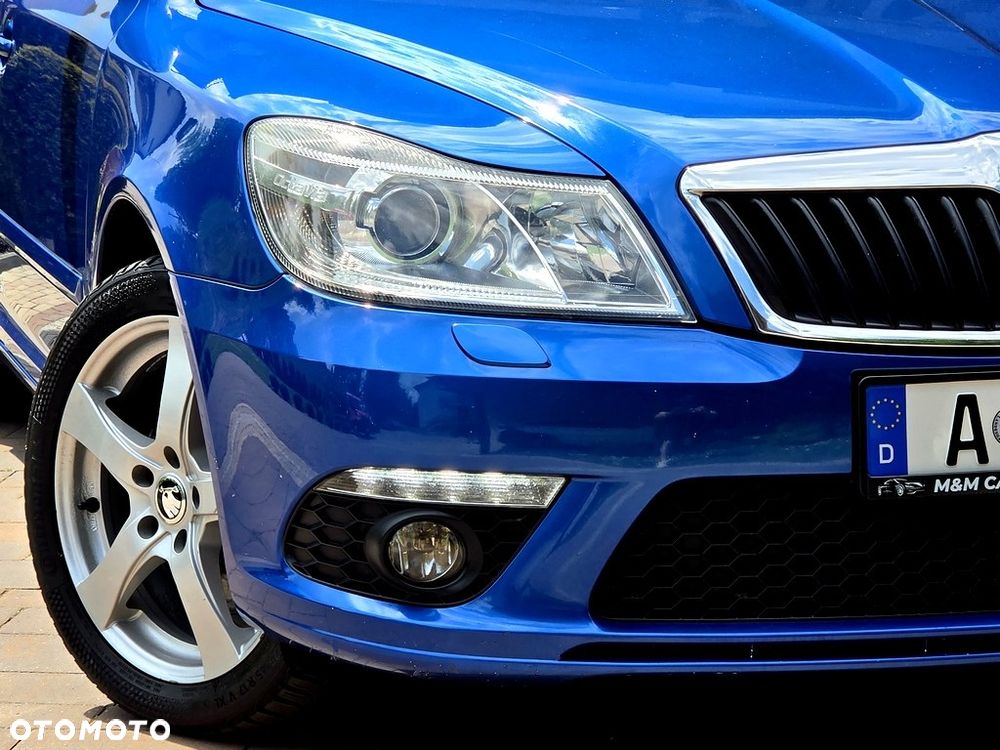 Skoda Octavia 2.0 TDI CR DPF RS - 3