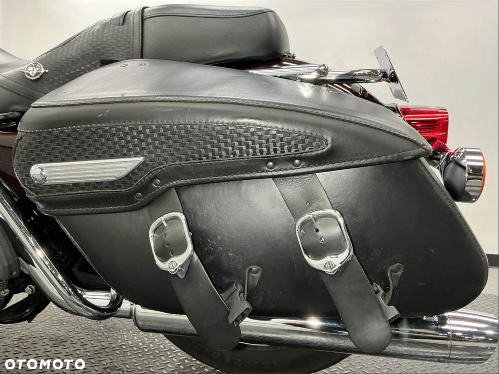 Harley-Davidson Touring Road King - 13