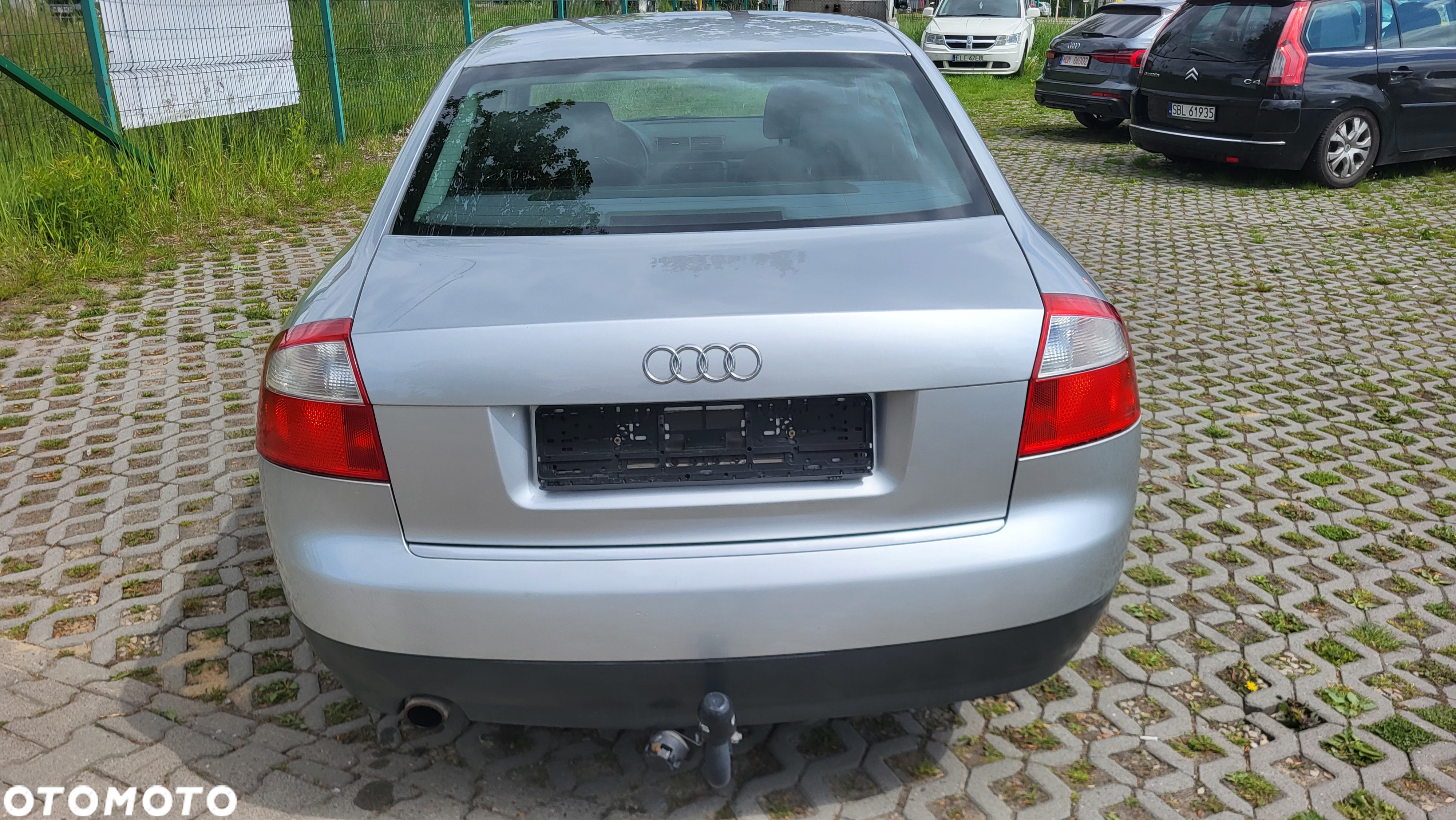 Audi A4 1.6 - 32