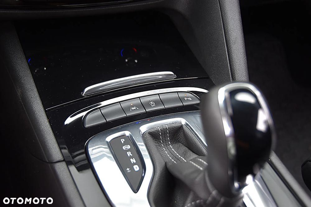 Opel Insignia 2.0 BiTurbo 4x4 Innovation - 25