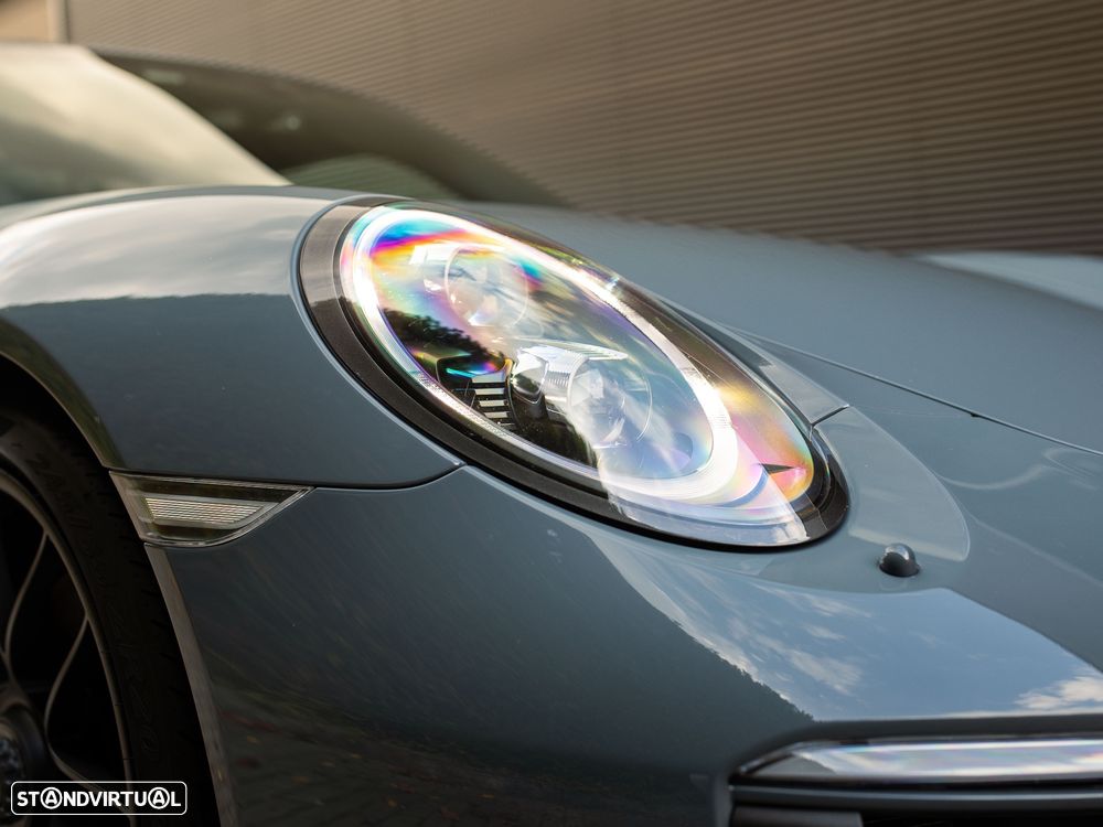 Porsche 911 (991) Carrera 4 GTS PDK - 10