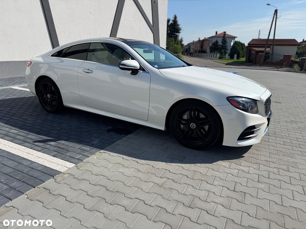 Mercedes-Benz Klasa E 400 Coupe 4-Matic 9G-TRONIC - 8