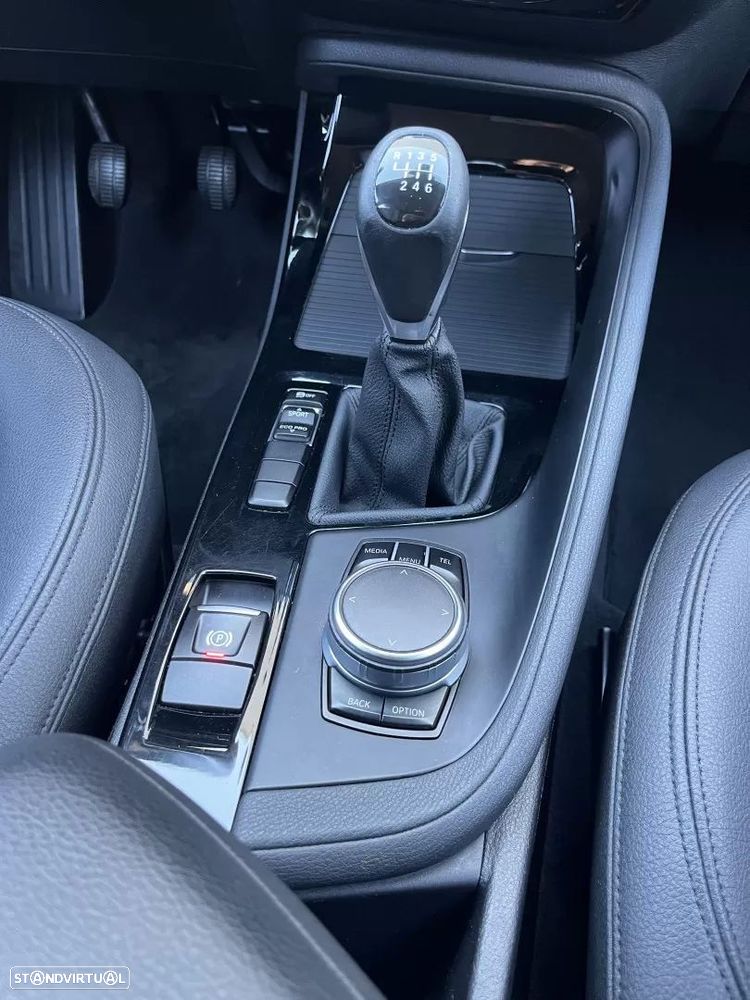 BMW X1 16 d sDrive Line Sport - 31