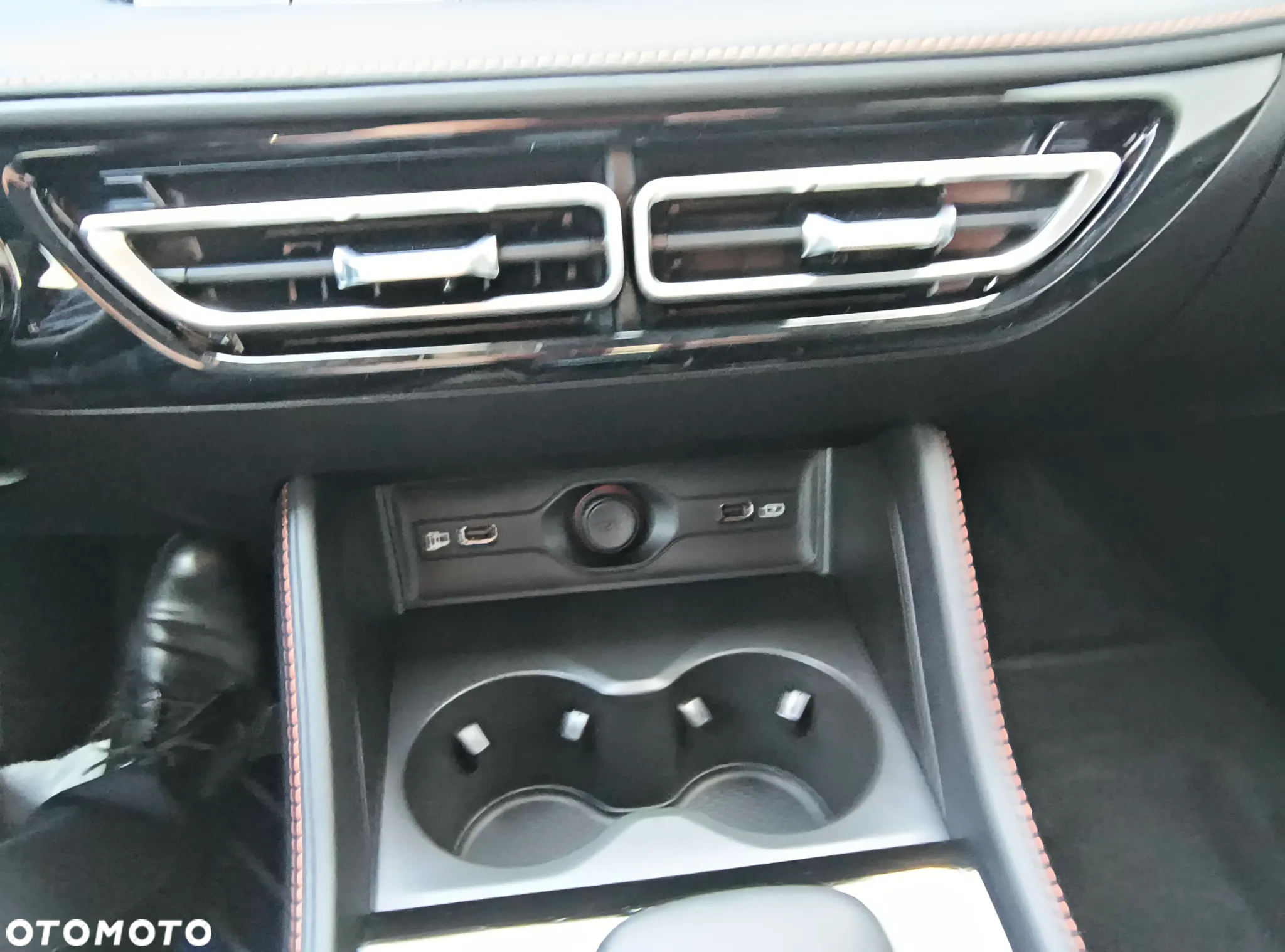 MG HS 1.5 T-GDI Excite DCT - 24