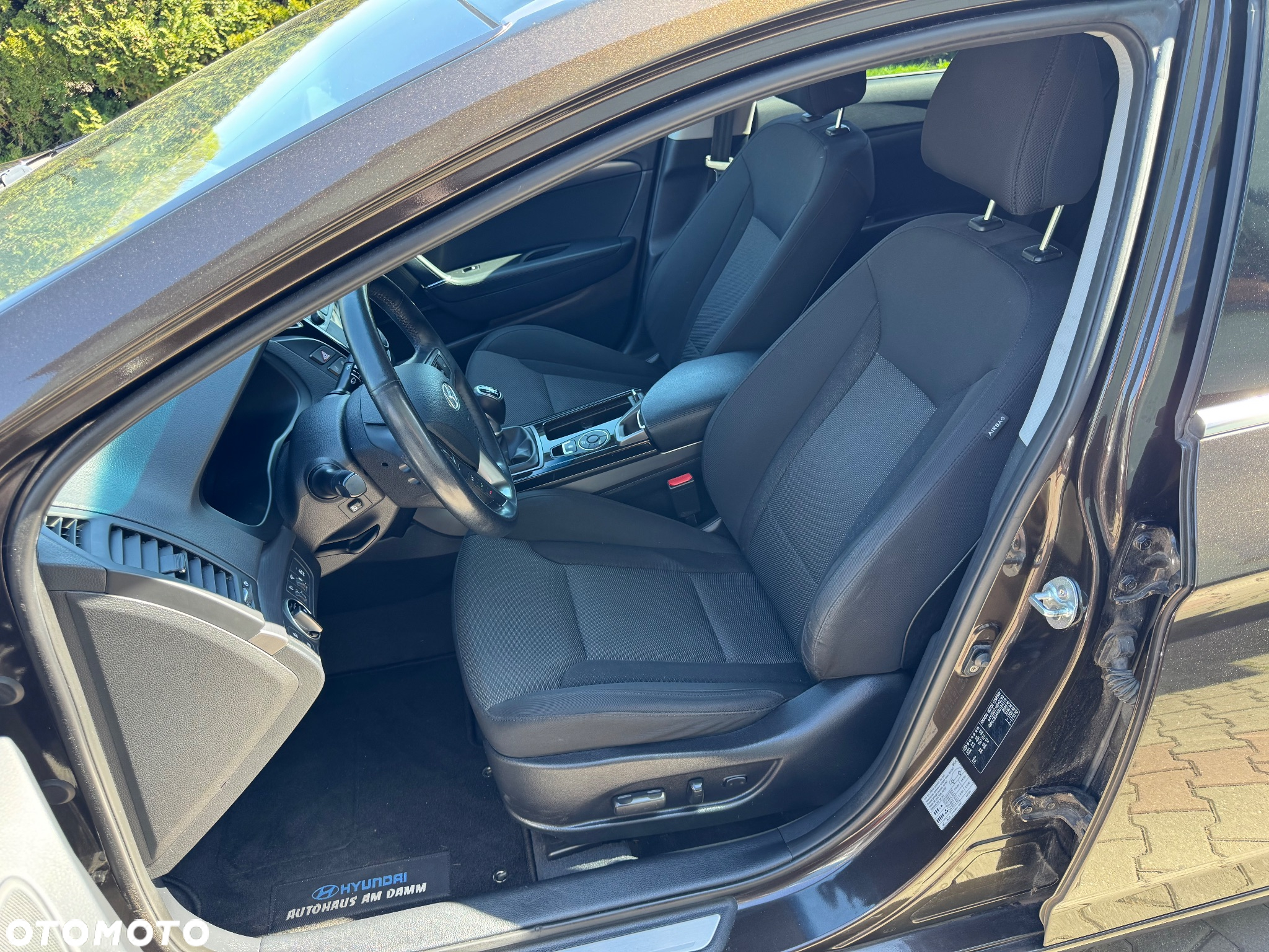Hyundai i40 Kombi blue 1.6 Space - 22