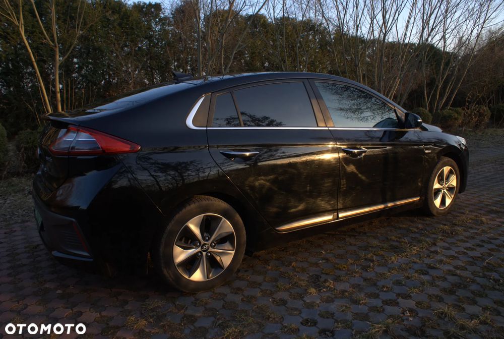 Hyundai IONIQ Electric Premium - 3