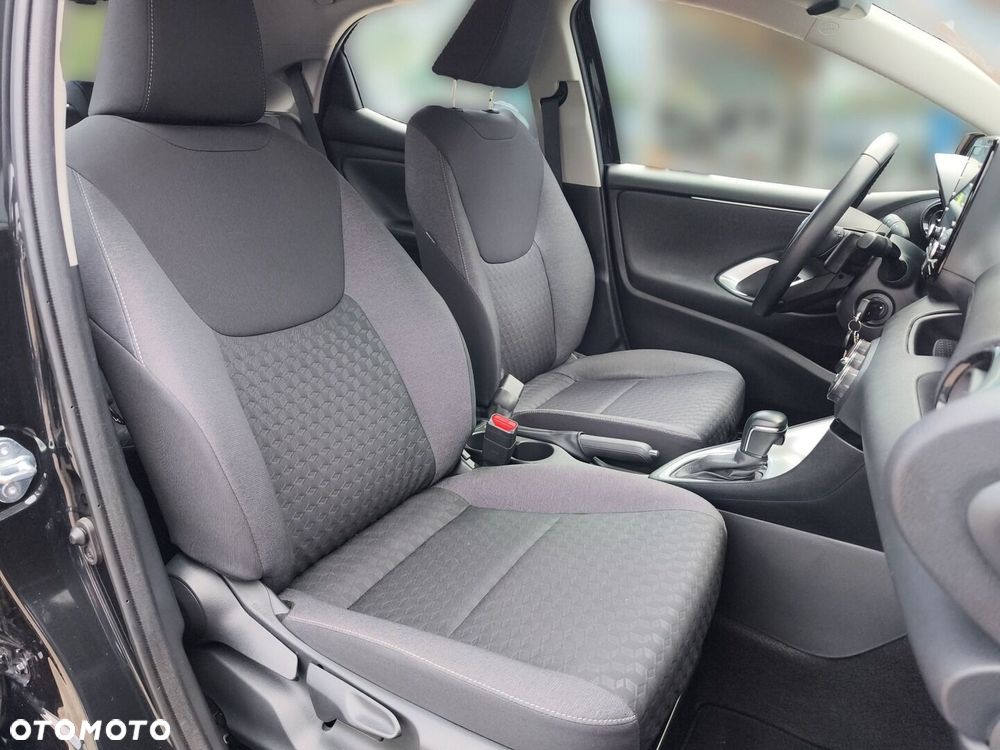 Toyota Yaris 1.5 Comfort CVT - 11