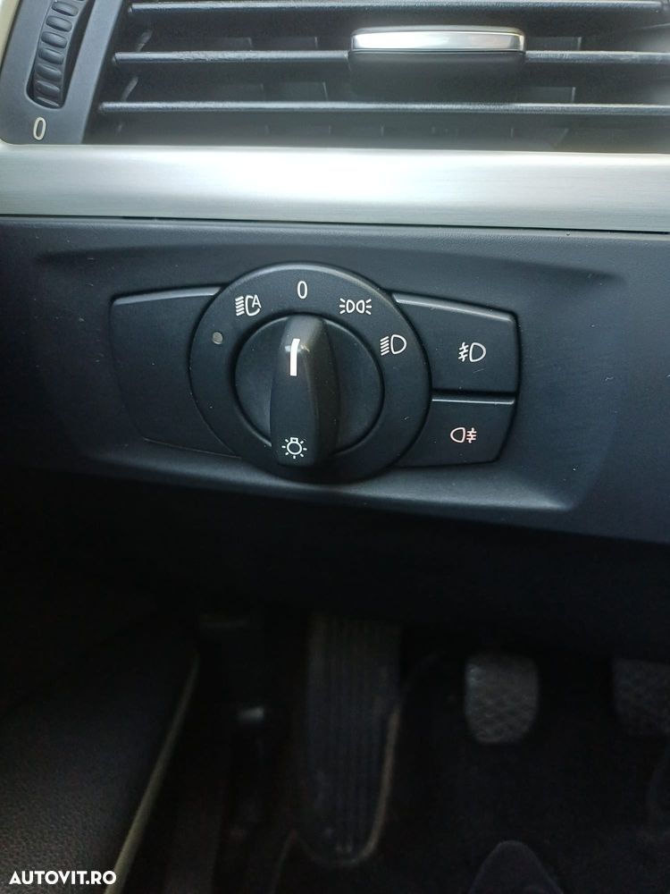 BMW Seria 3 320d - 4