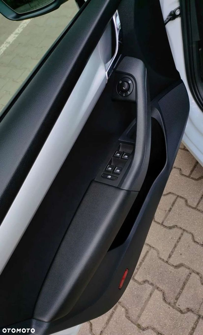 Skoda Octavia - 8