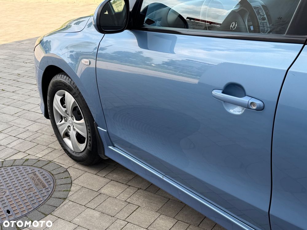 Hyundai i30 1.6 blue Classic - 16