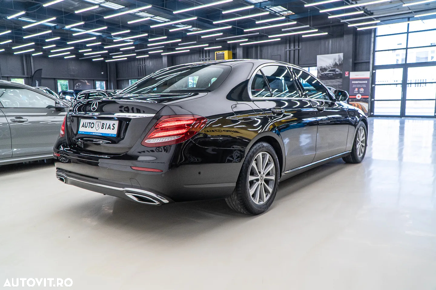 Mercedes-Benz E 200 d 9G-TRONIC Avantgarde - 7