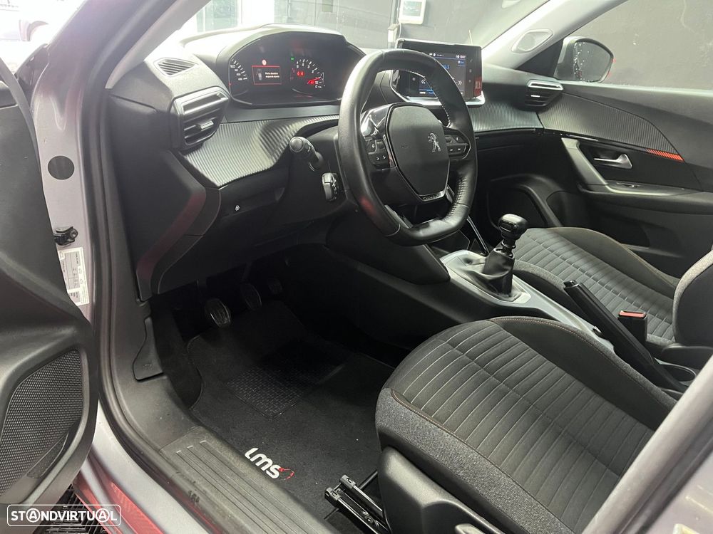 Peugeot 2008 1.2 PureTech Allure - 7