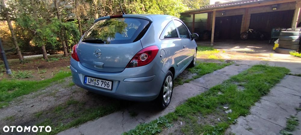 Opel Corsa - 2
