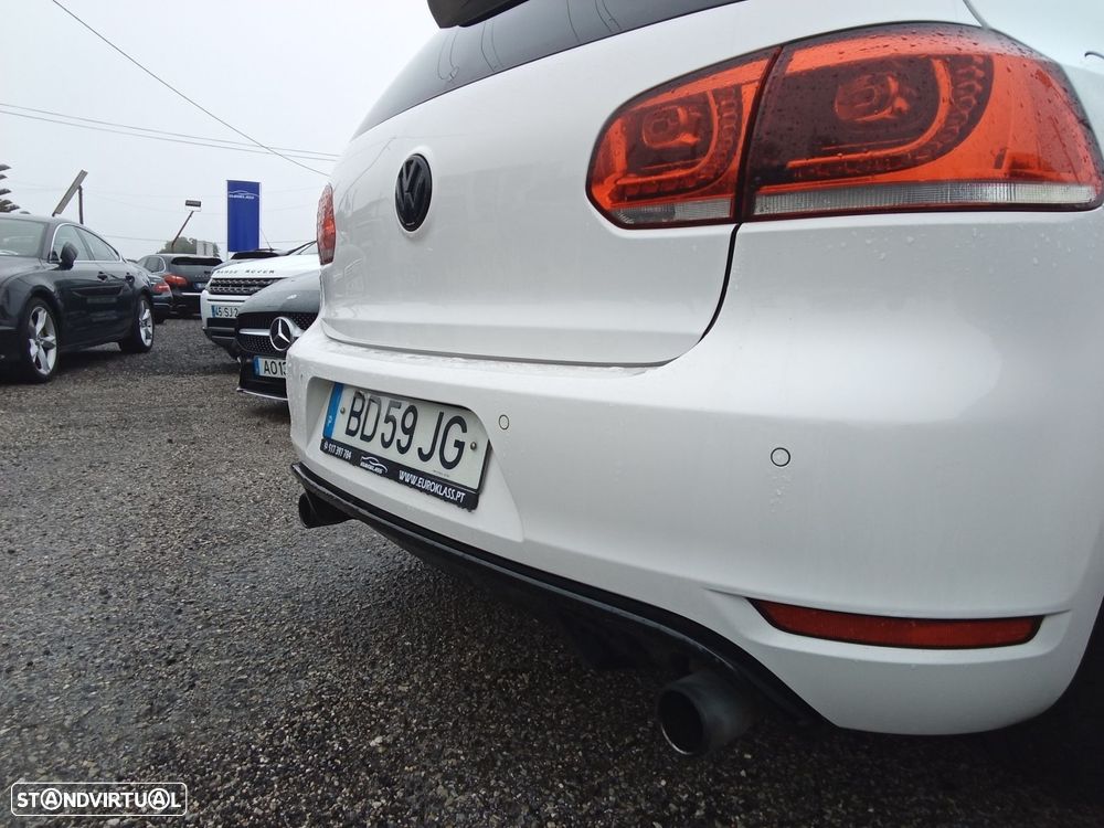 VW Golf 2.0 GTI - 15