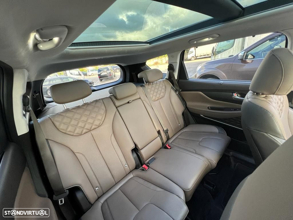 Hyundai Santa Fe 2.2 CRDi Vanguard+Luxury Pack - 33
