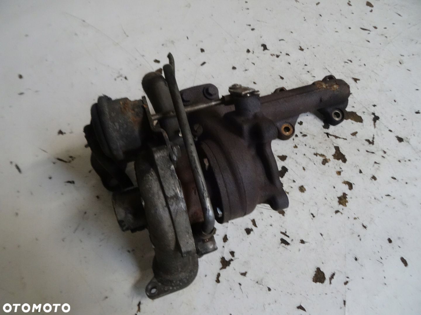 Turbina 54359710009 FORD PEUGEOT CITROEN 1.4 HDI - 1