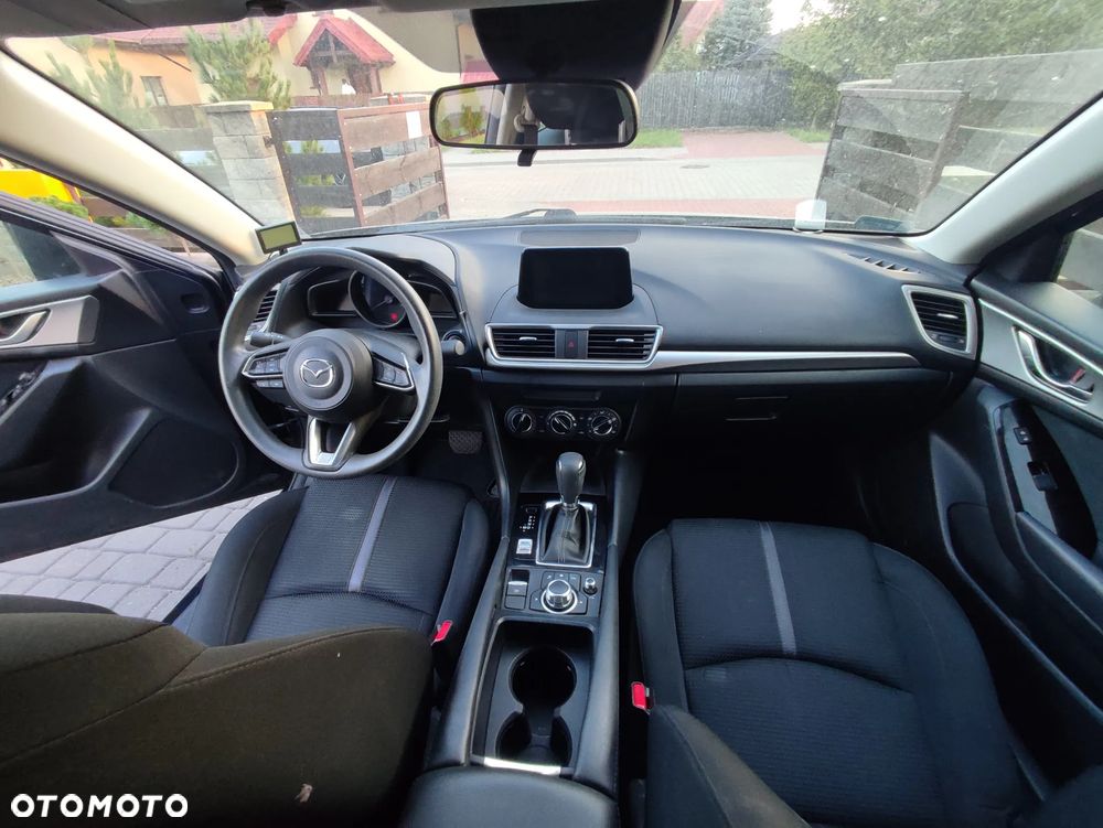 Mazda 3 - 5