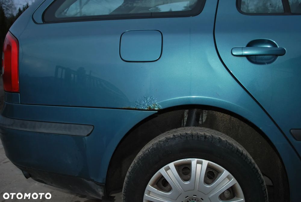 Skoda Octavia 1.6 Combi - 11