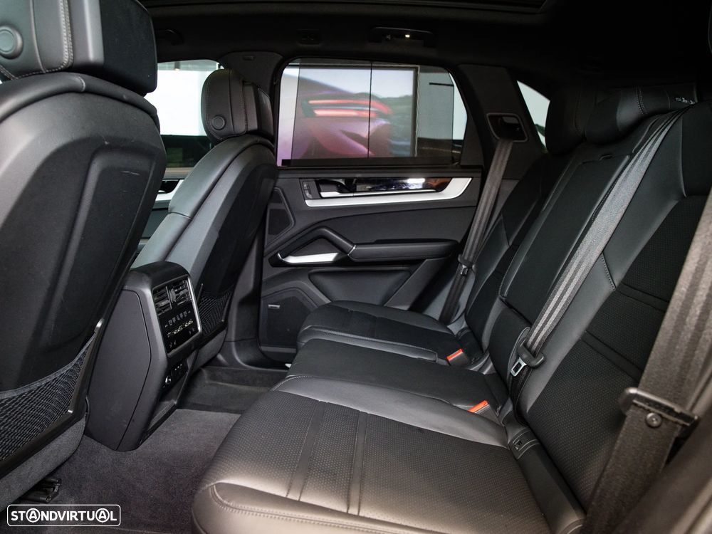 Porsche Cayenne E-Hybrid - 32