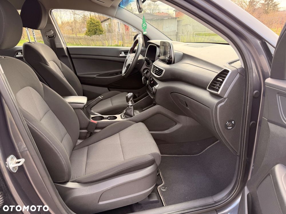 Hyundai Tucson 1.6 Turbo 2WD Navi - 23