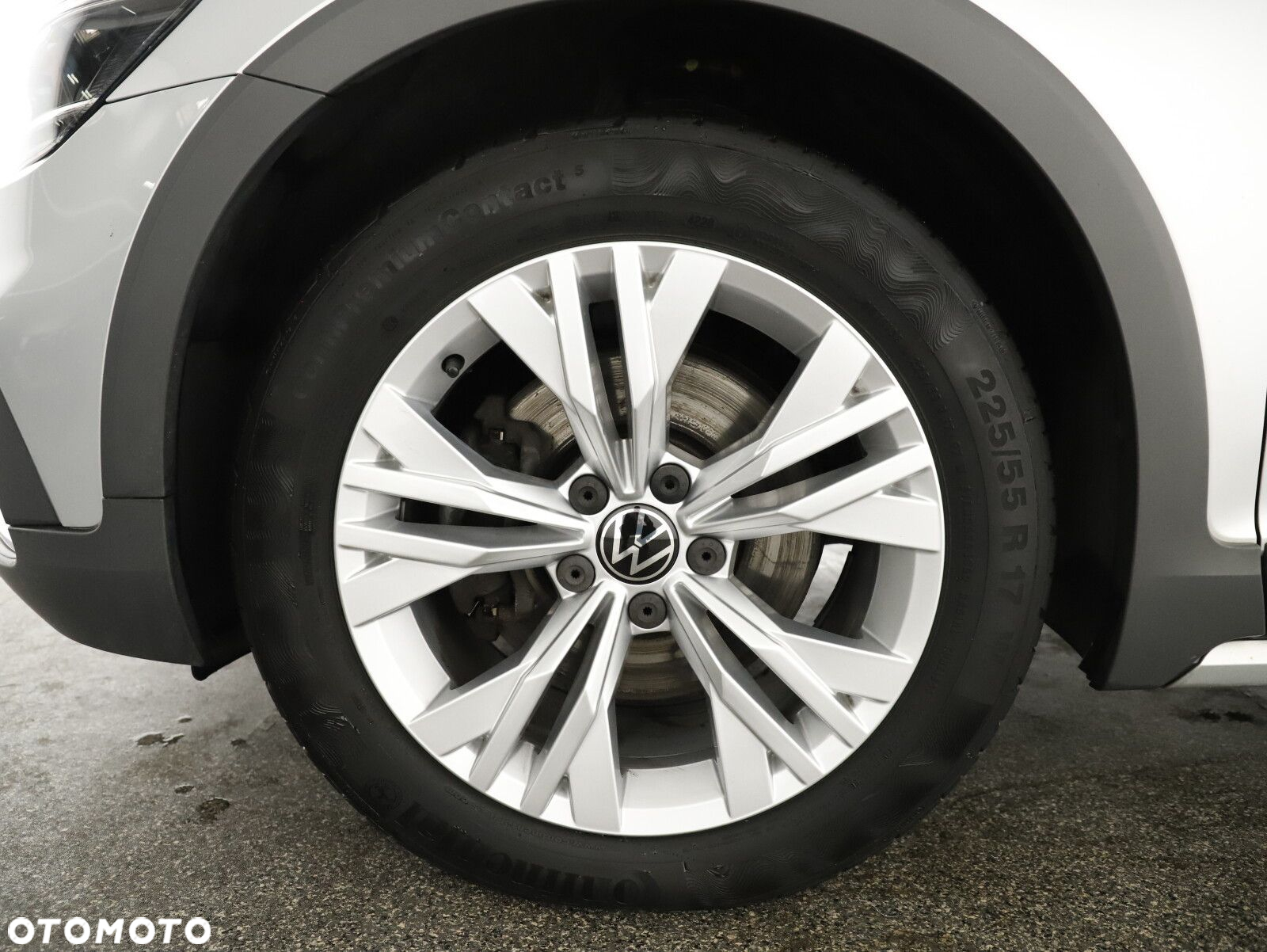 Volkswagen Passat - 26