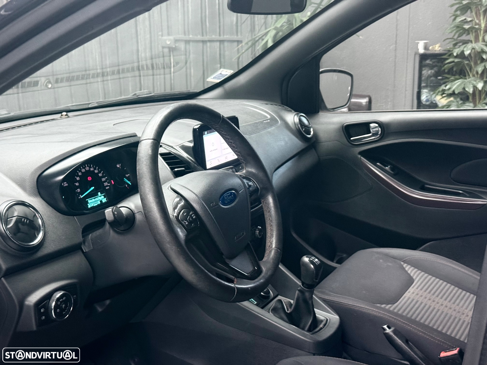 Ford KA+ 1.2 Ti-VCT Black & White Edition - 8