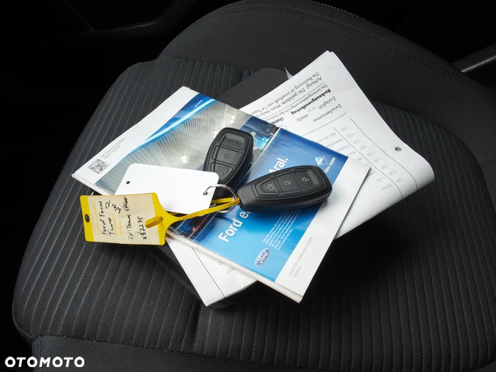 Ford Focus 1.5 EcoBlue STart-Stopp-System TITANIUM X - 34