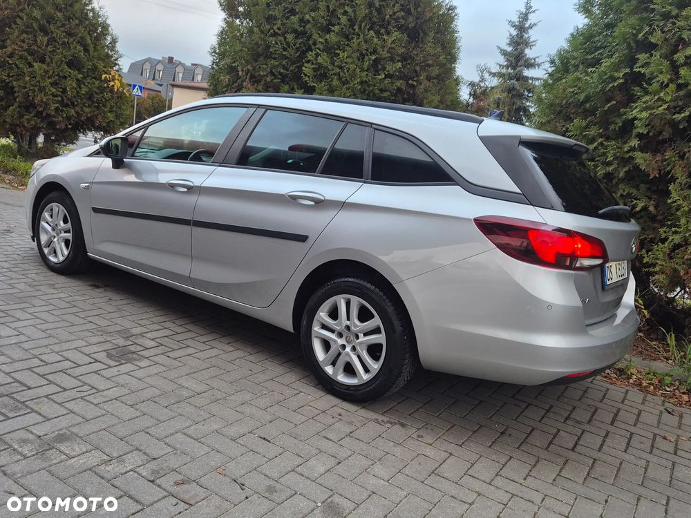 Opel Astra 1.6 D (CDTI) Edition - 9