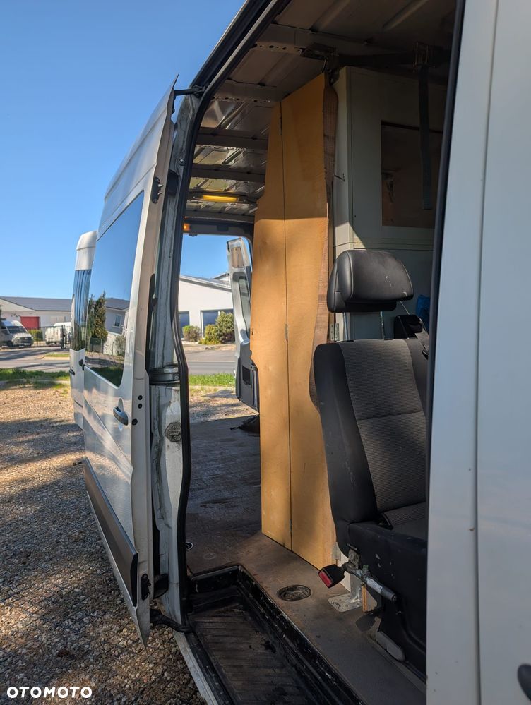 Volkswagen Crafter - 23