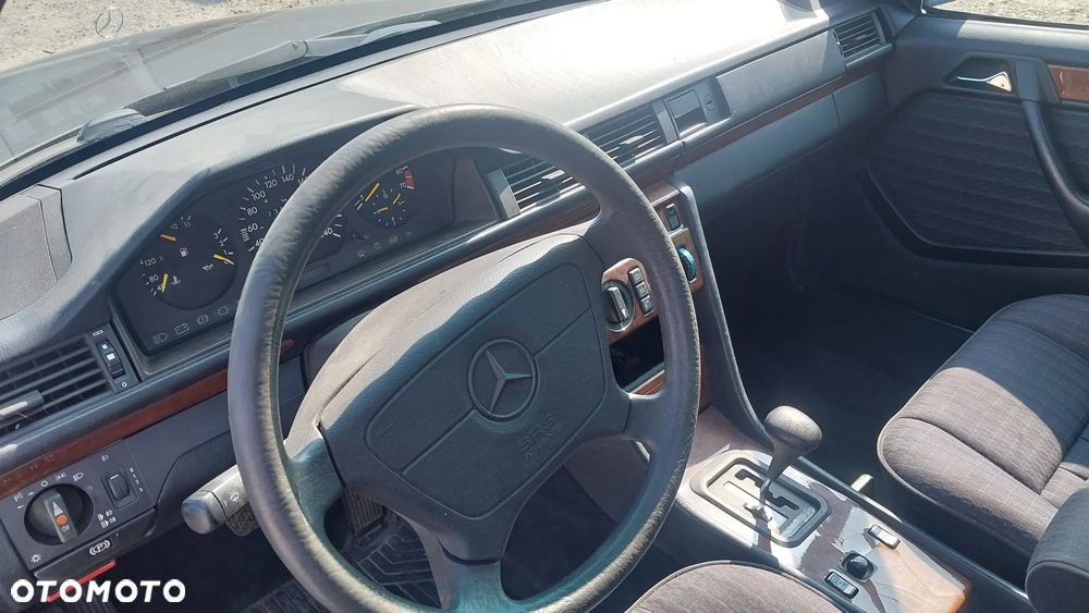 Mercedes-Benz W124 (1984-1993) - 9