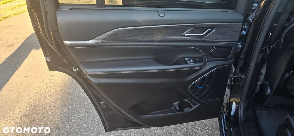 Jeep Grand Cherokee 3.6 V6 Overland - 12