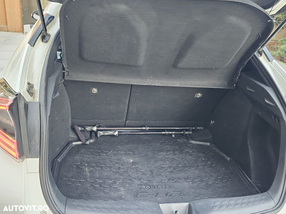 Toyota C-HR - 5