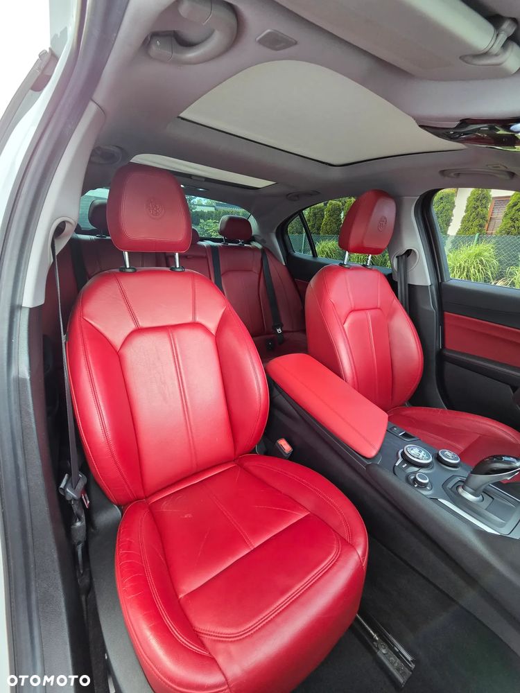 Alfa Romeo Giulia 2.0 Turbo Veloce - 7