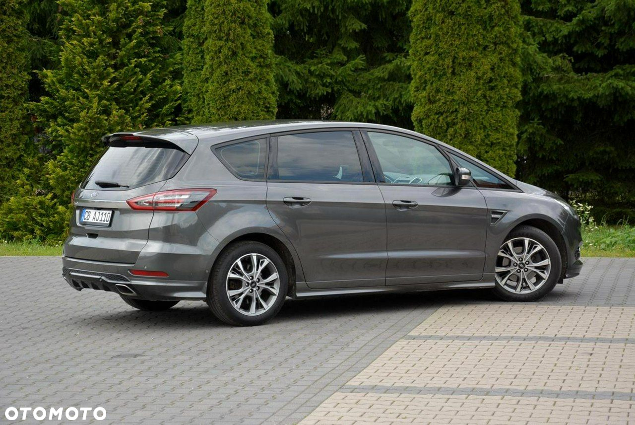 Ford S-Max - 14