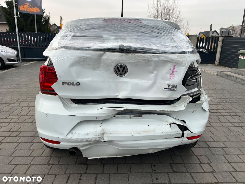 Volkswagen Polo 1.2 TSI MATCH - 5