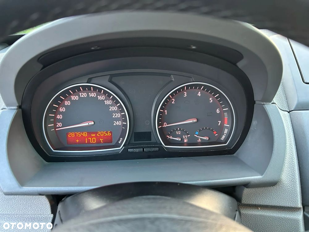 BMW X3 3.0i - 8
