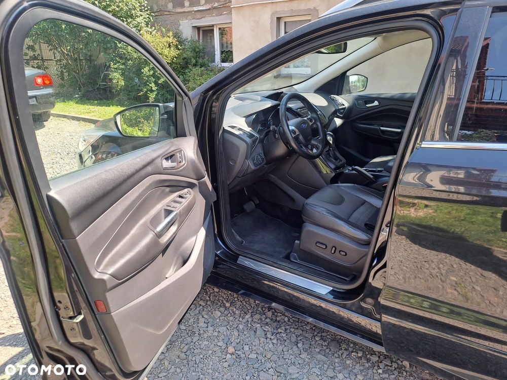 Ford Kuga - 8