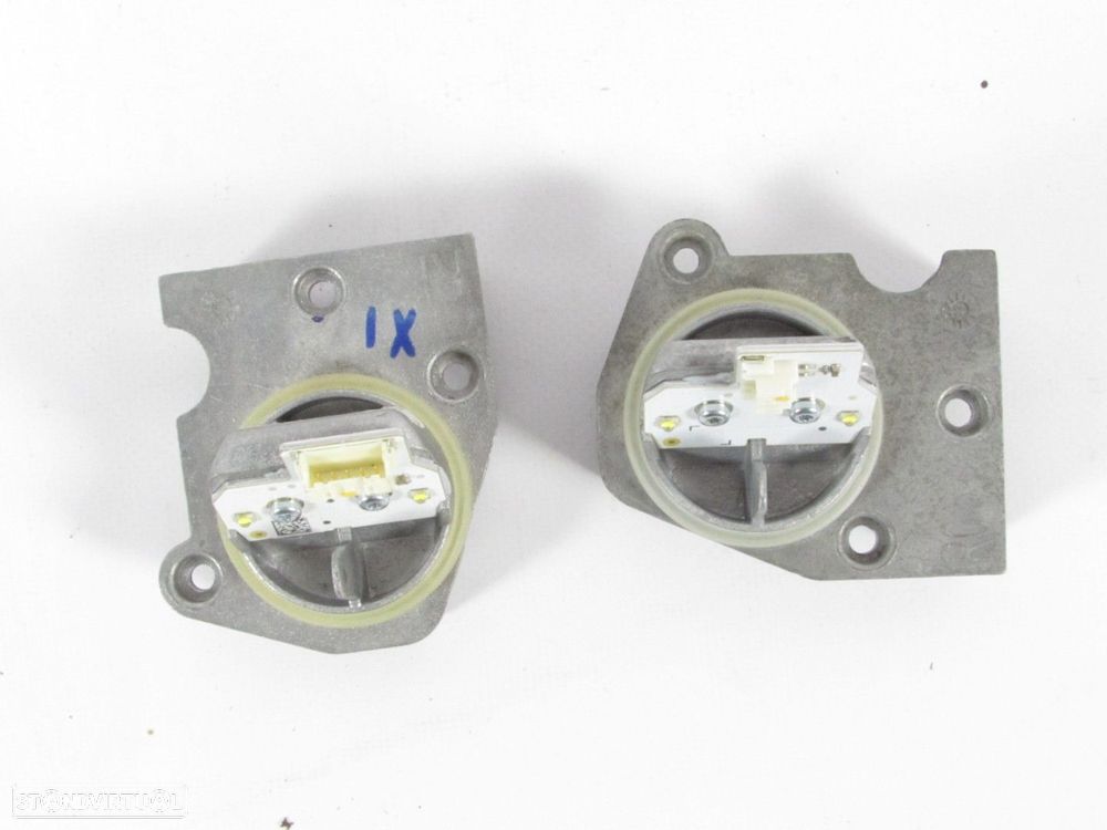 Conjunto de módulos Led FAROL Direito Usado / Original BMW X1 (E84) 63117397246 - 2
