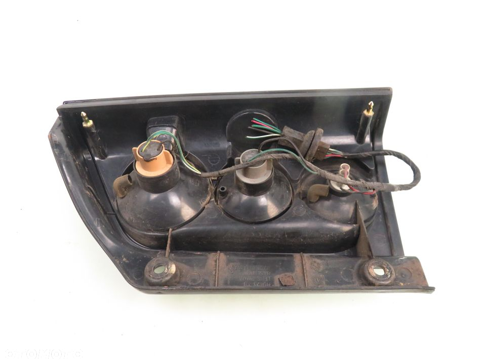 LAMPA LEWA TYLNA NISSAN PATHFINDER R51 - 4