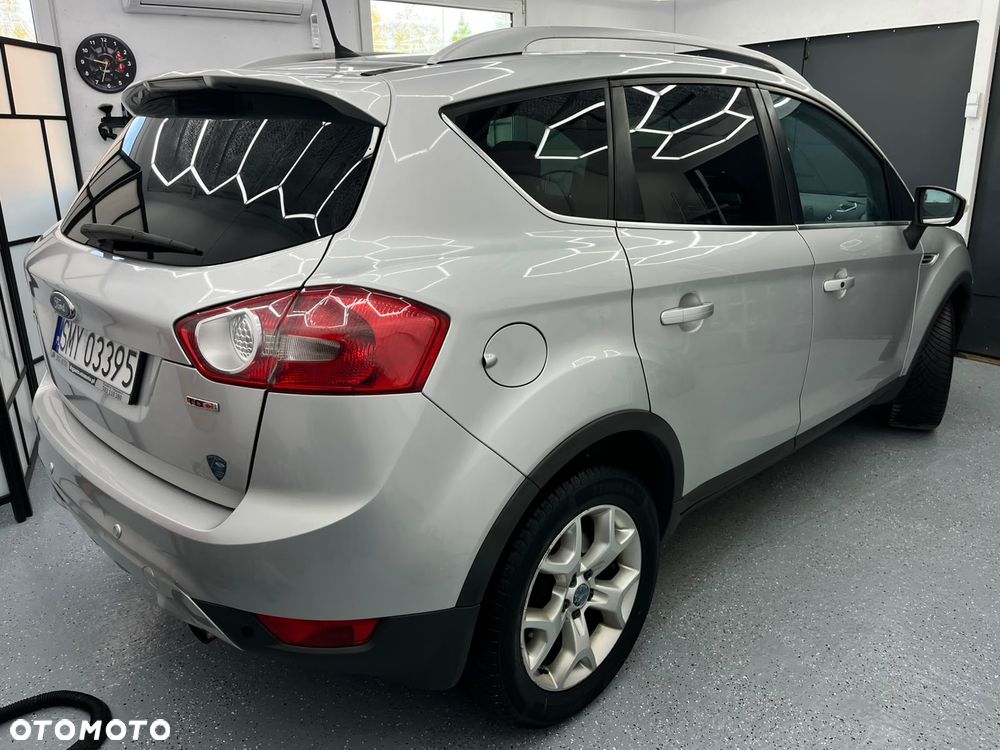 Ford Kuga 2.0 TDCi Titanium - 8